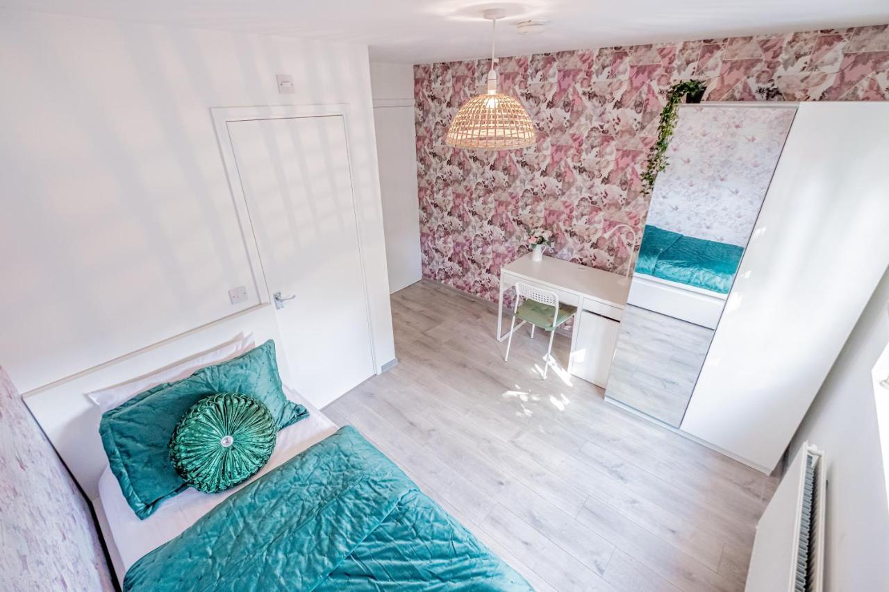 Forest Work & Relax Accommodation Overstone Εξωτερικό φωτογραφία